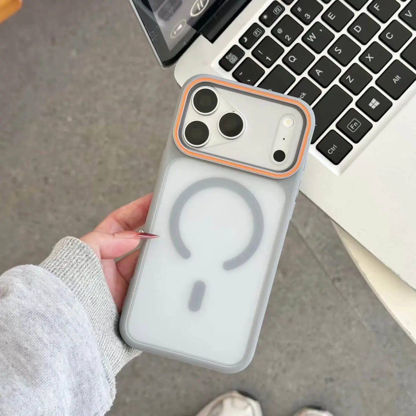 Matte case